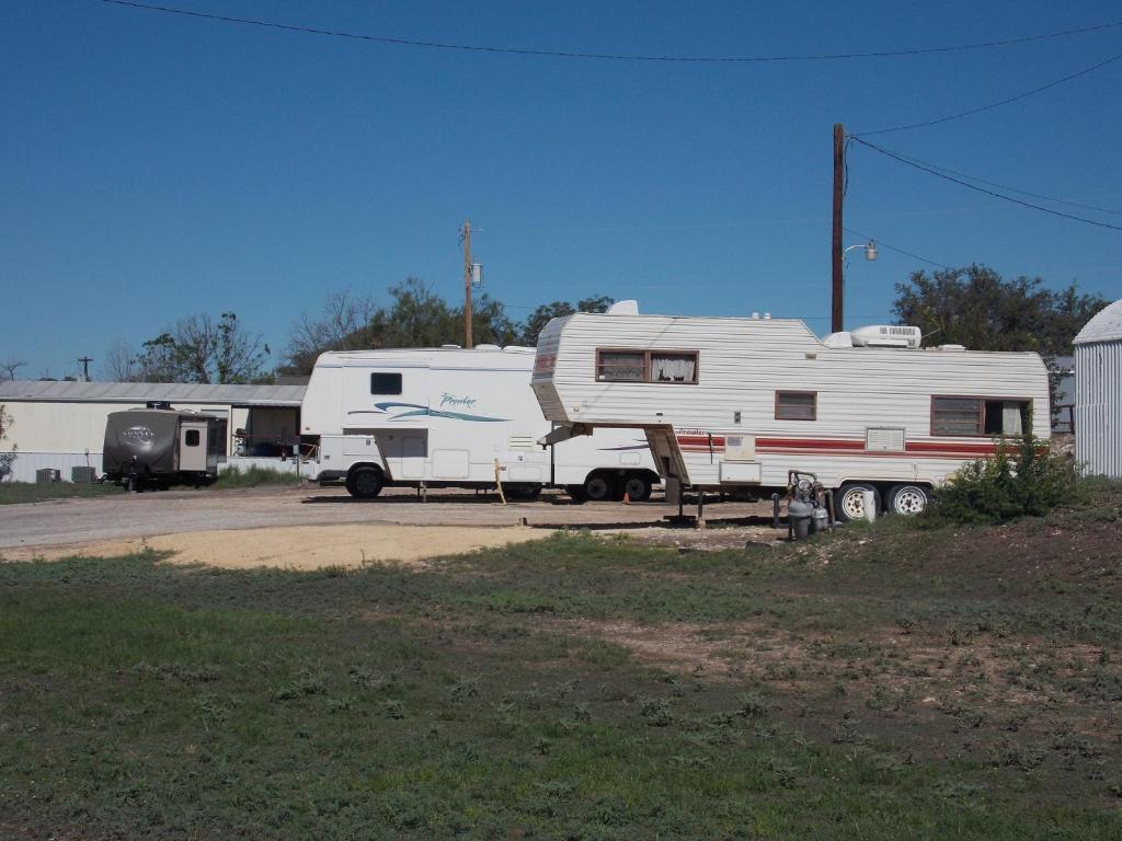 Holiday Host Motel Сонора Экстерьер фото